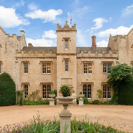 Weston Manor Hotel Weston-on-the-Green Exterior foto